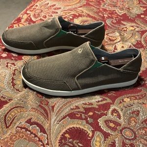 OluKai Sz 10 Mens Slip on Sneakers. Nohea Mesh.  Only worn 4-5 times. Like new.